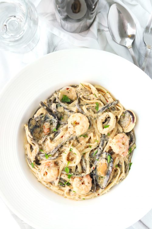 Cream Sauce Seafood Pasta, creamy white wine sauce - That Spicy Chick